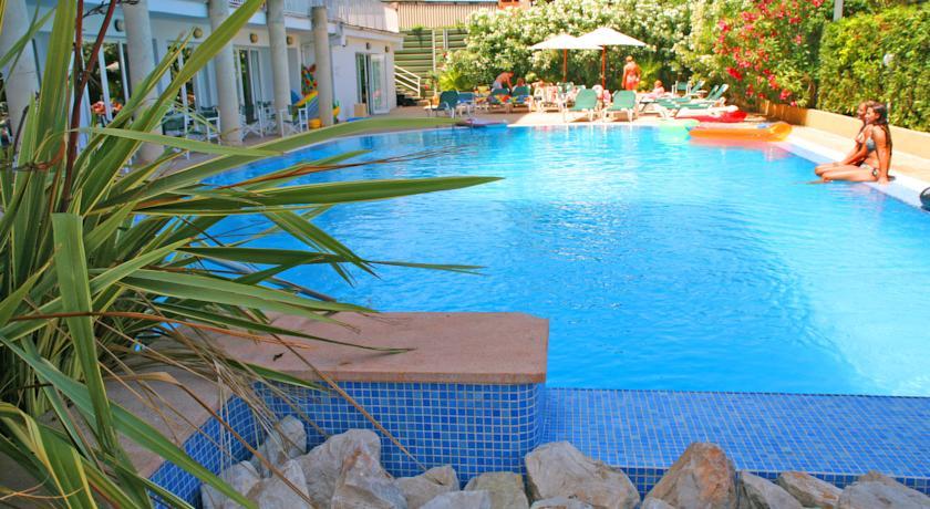 Hotel Bella Mar 칼라 라트자다 외부 사진